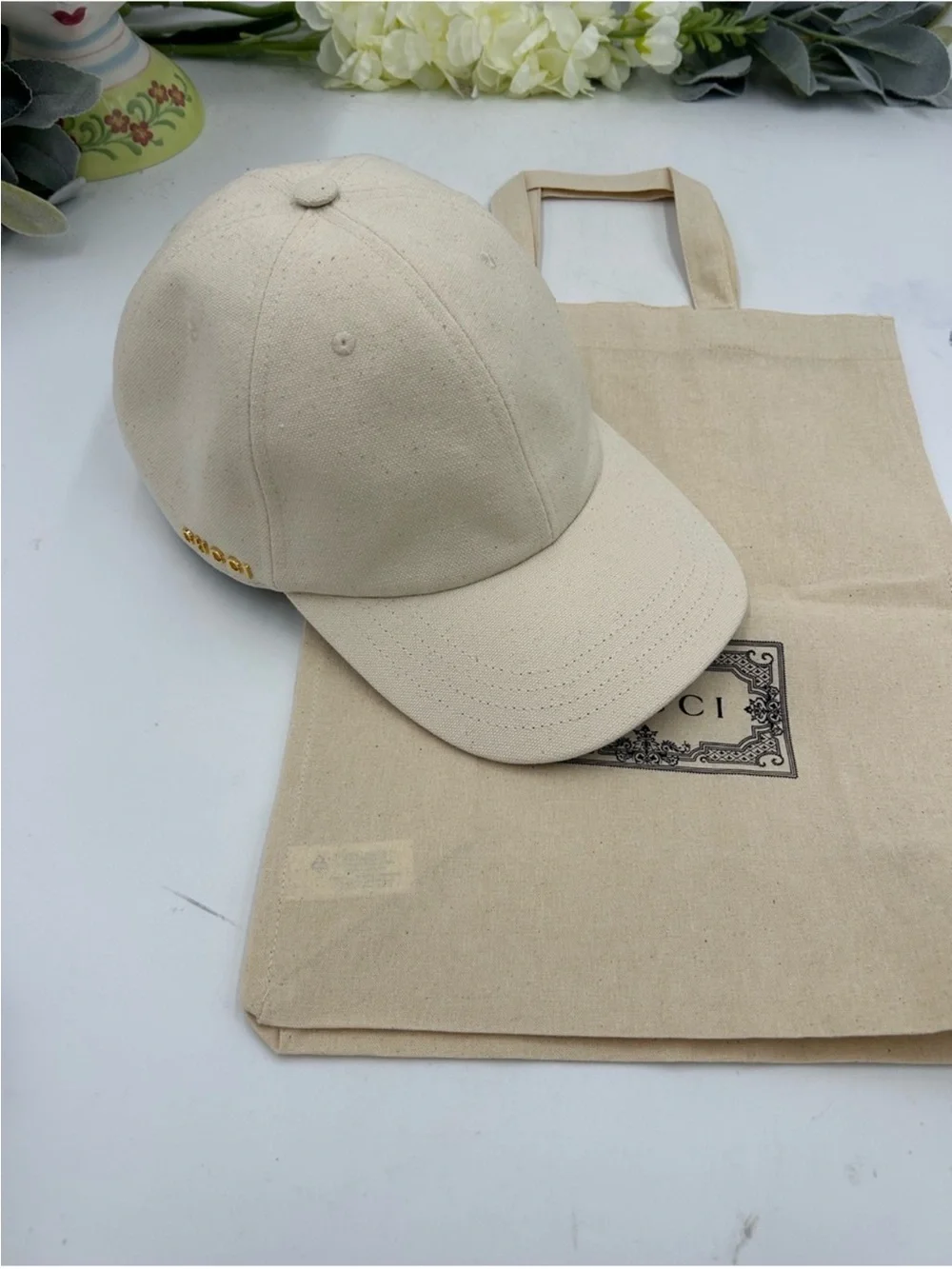Unisex, Gucci, gold logo, cream canvas, baseball cap size XL made in Italy